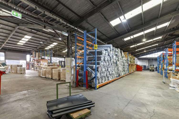 3 Bancroft Crescent Glendene_13