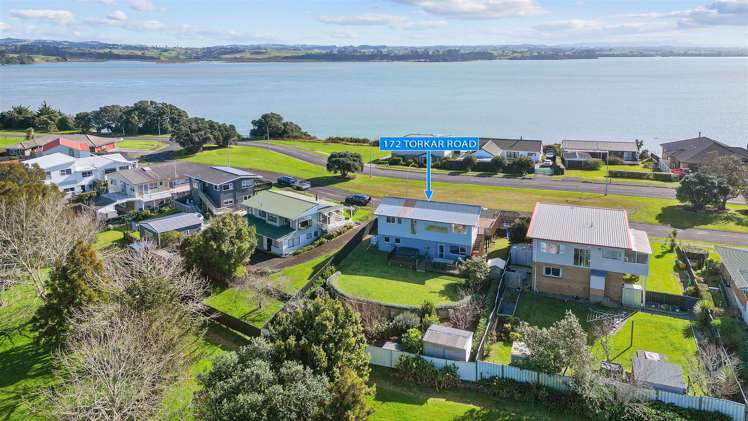 172 Torkar Road Clarks Beach_46