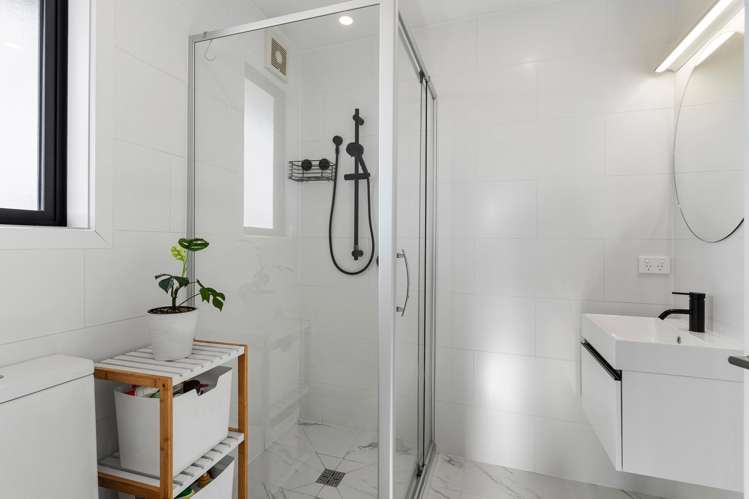 8 Lyndhurst Street Wai O Taiki Bay_13