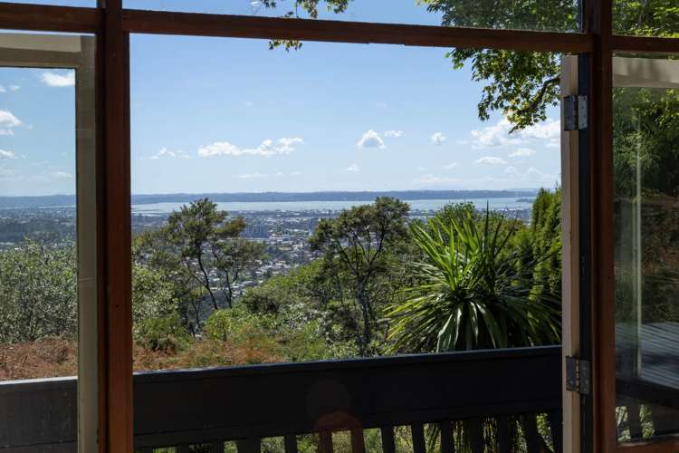 82 Scenic Drive Titirangi_0