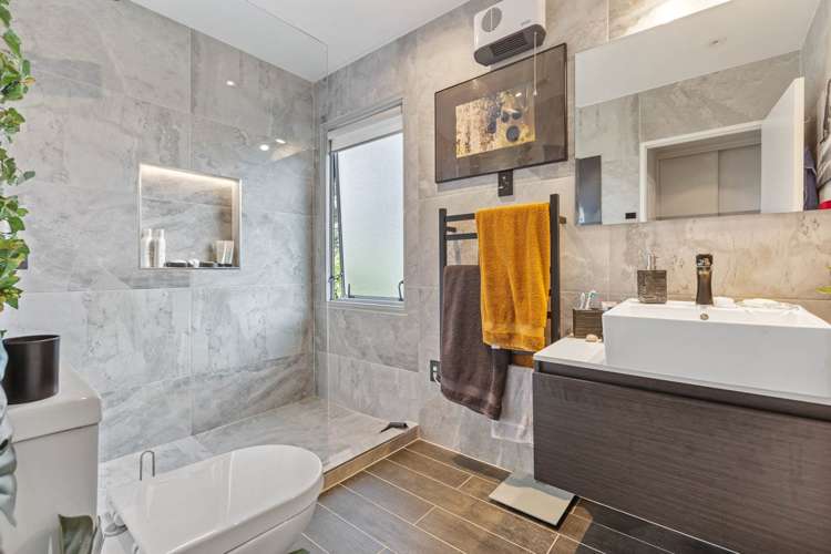 1/141 Mokoia Road Birkenhead_8