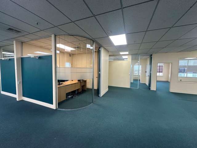 20 Amersham Way City Centre_3