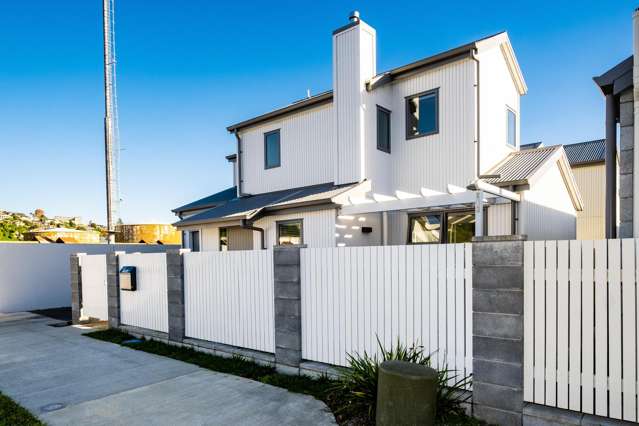 Ahuriri Freehold Townhouse - Unbeatable Value