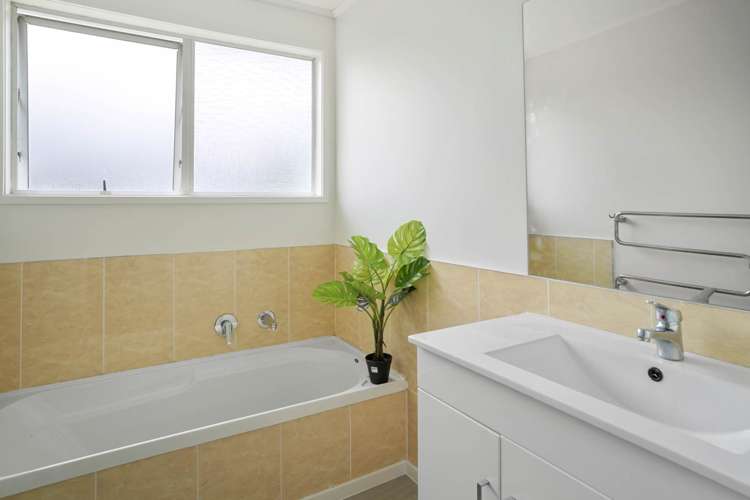 45 Universal Drive Henderson_11