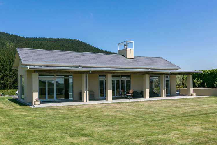 256 Craggy Range Road Central Hawkes Bay Coastal_17