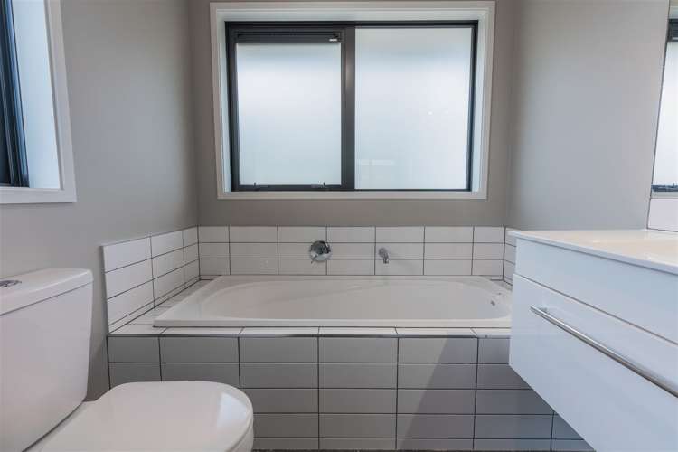 130 Rowses Road Aranui_35