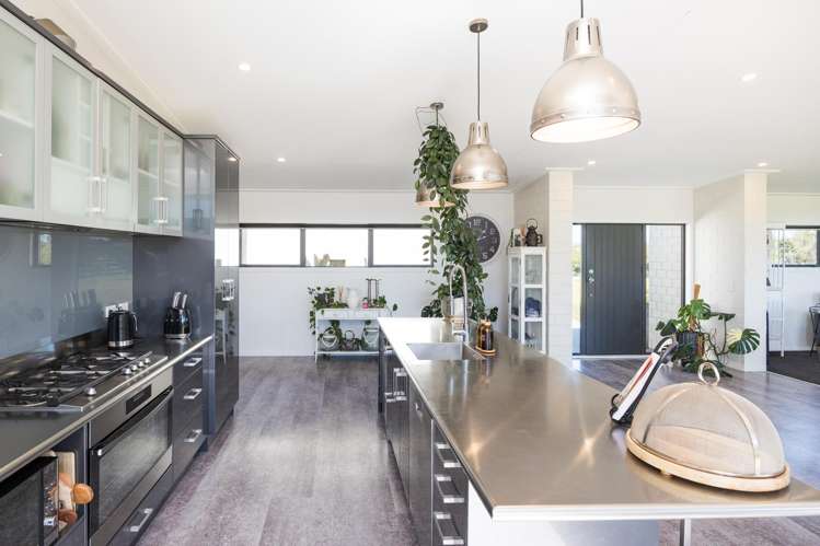 7 Lakeview Drive Foxton Beach_17