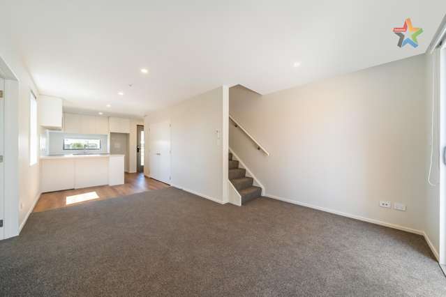 1/15 Awamutu Grove Waiwhetu_2