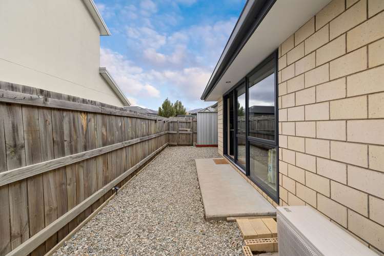 81 Risinghurst Terrace Lower Shotover_19