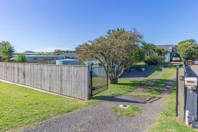 22 Kent Avenue Waitarere Beach_20