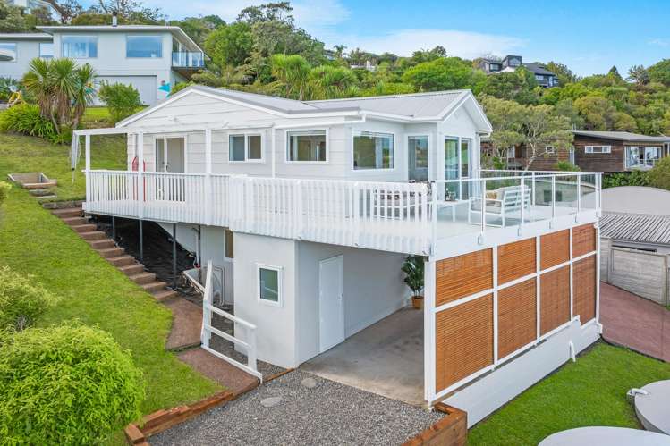 24a Zita Avenue Matakatia_8