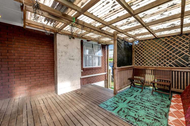 23 Tindall Crescent Otara_11