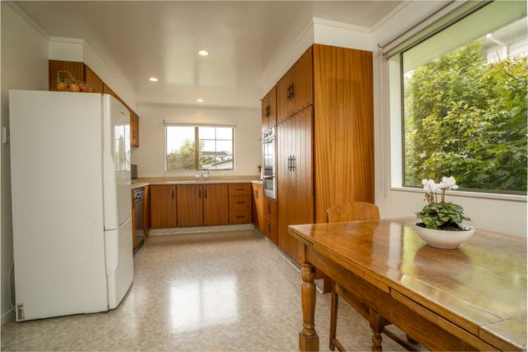 1 Brasenose Place Tawa_9