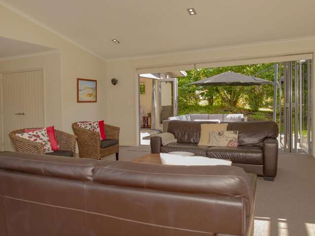 9 Taunui Place Cooks Beach_4