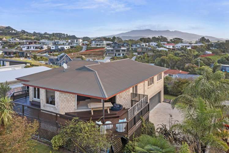 5b Sunshine Rise Raglan_33