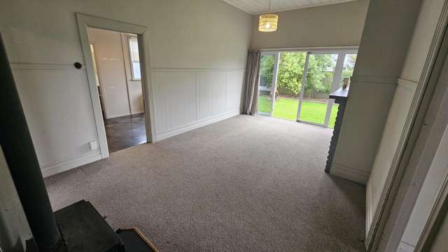 77 Cracroft Street Waitara_1