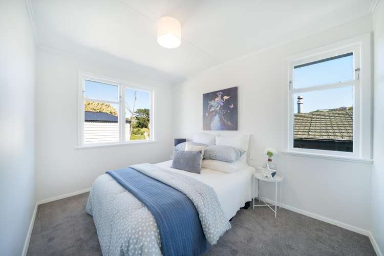 78 Champion Street Cannons Creek_8