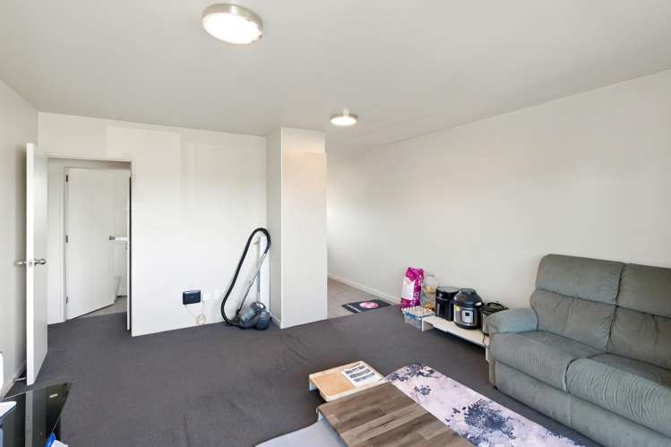 1-5/2 Douglas Street Lincoln_21