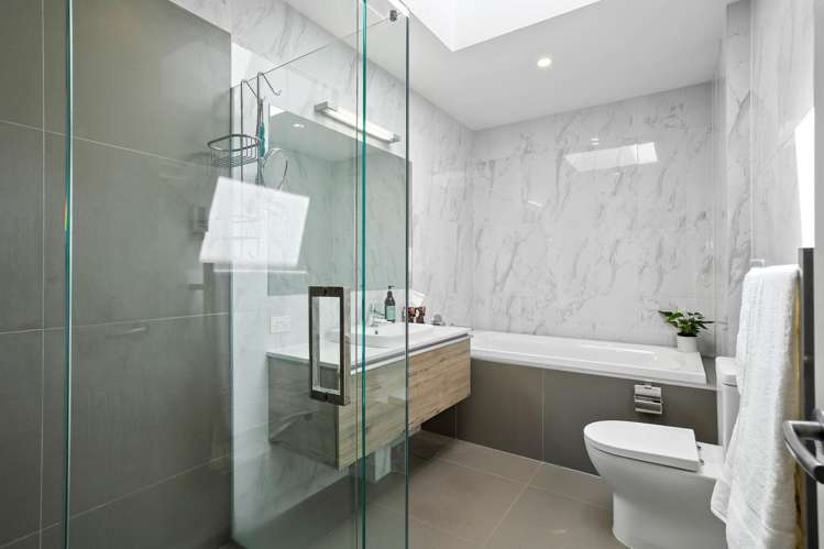 402/2A Raurenga Avenue Royal Oak_8