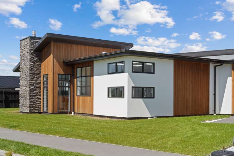 174 Southfield Drive Lincoln_8