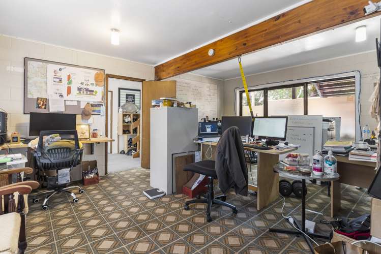 4 Sikkim Crescent Clover Park_23