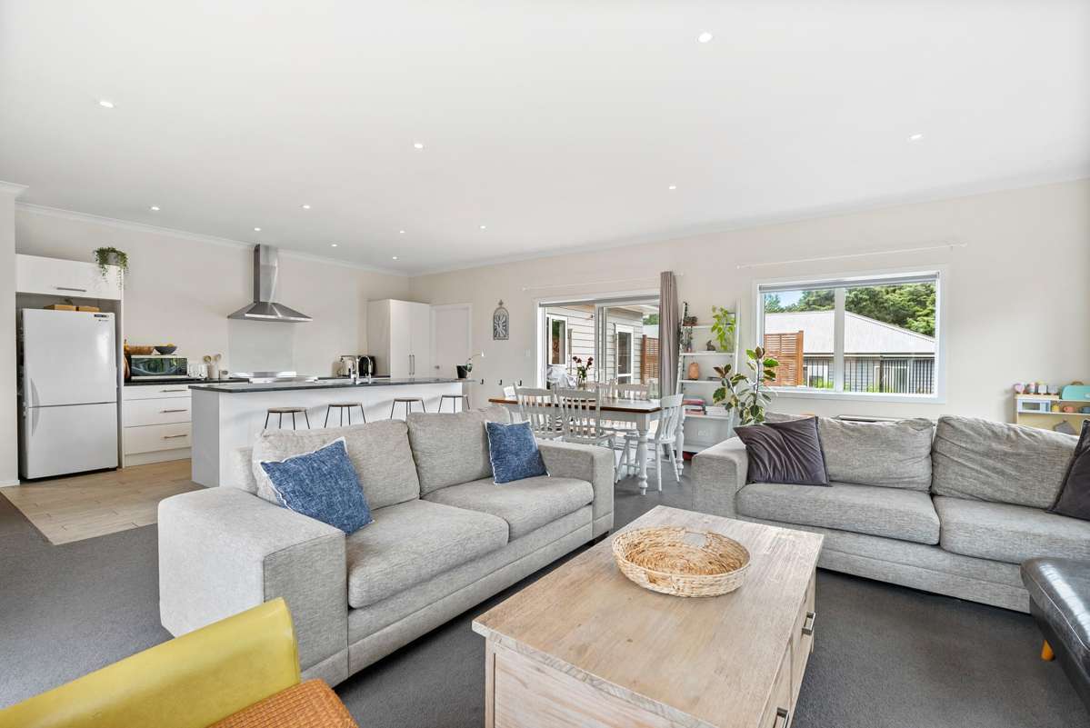 25 Michel Colombon Close_1