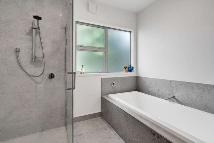 18b Dorset Avenue Westown_22