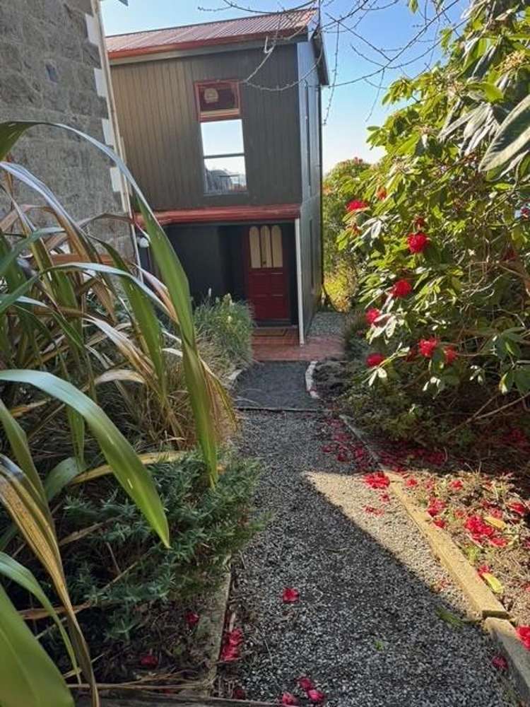 Address withheld Careys Bay_7