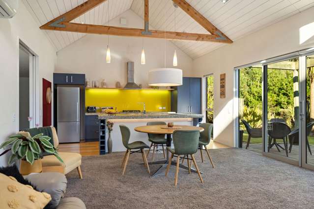 51 Mathias Terrace Arthurs Point_2