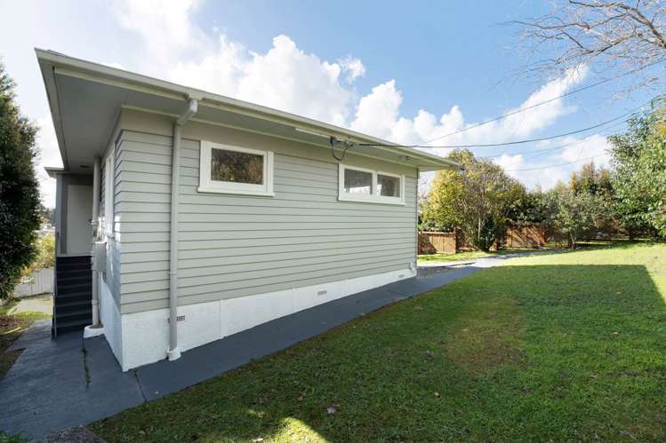 1/227 Wairau Road Totara Vale_31