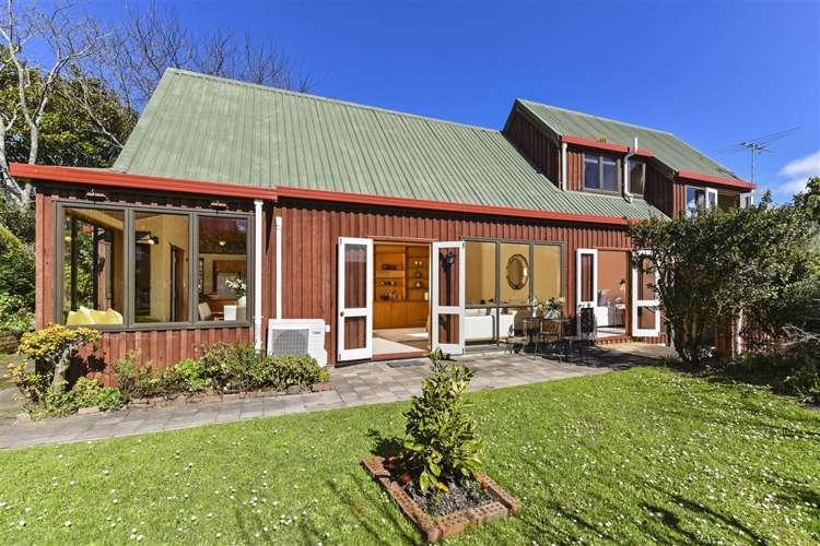 5 Morrison Avenue Narrow Neck_0