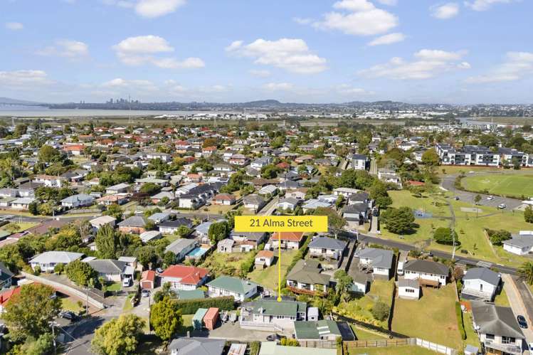 21 Alma Street Te Atatu South_17