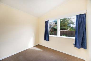 15B Churchill Avenue_3