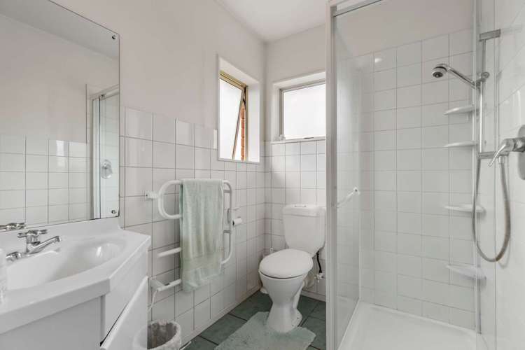 164 Hill Road Manurewa_12