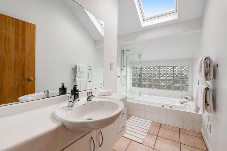 82A Vipond Road Stanmore Bay_13