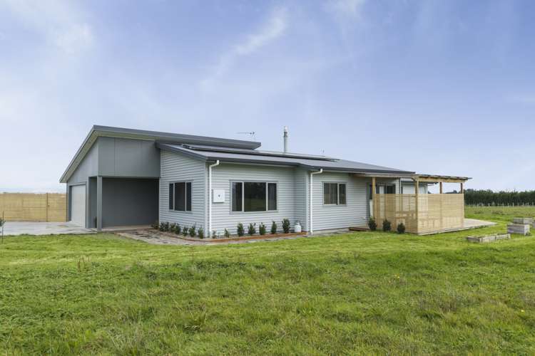161 Spur Road West Feilding_24