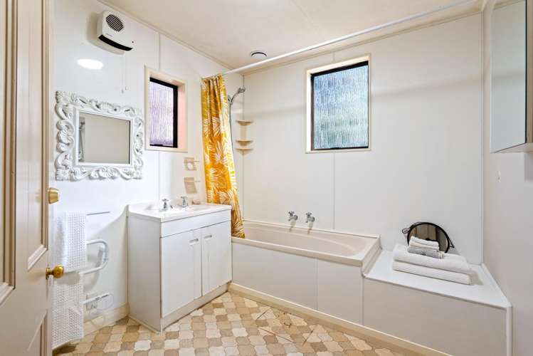 68 Grosvenor Street Kensington_13