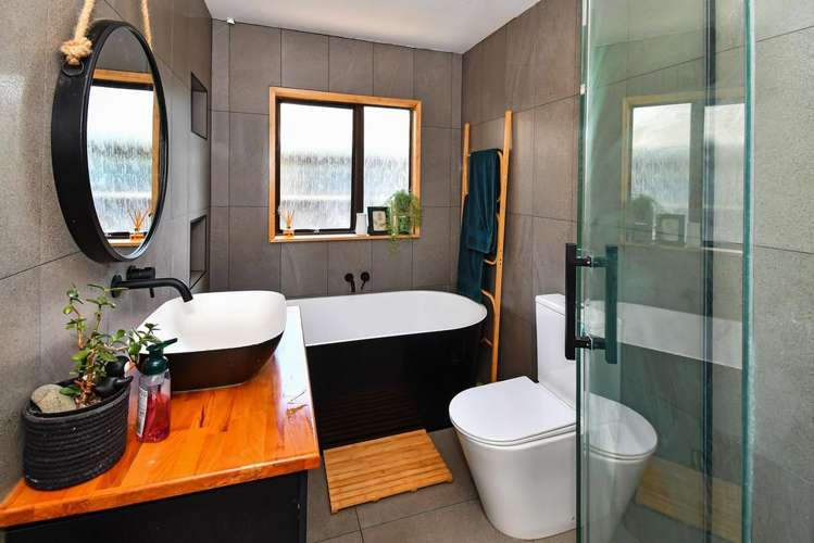 2/121 Clevedon Road Papakura_6