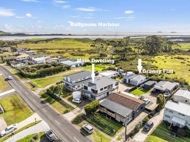 Home & Income Potential on the Peninsula...