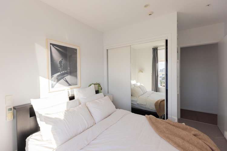 502/26C Racecourse Parade Avondale_10