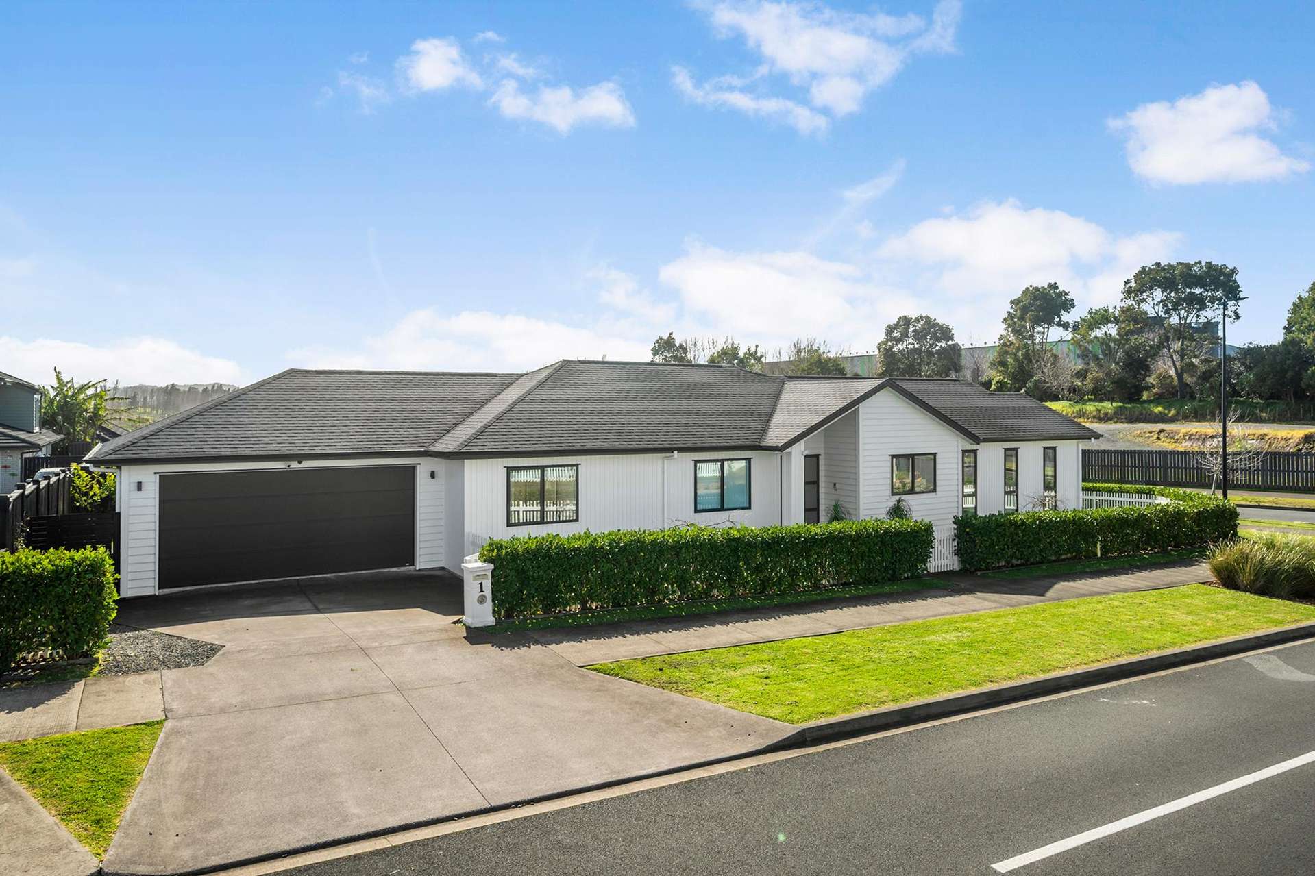 1 Siren Street Milldale_0