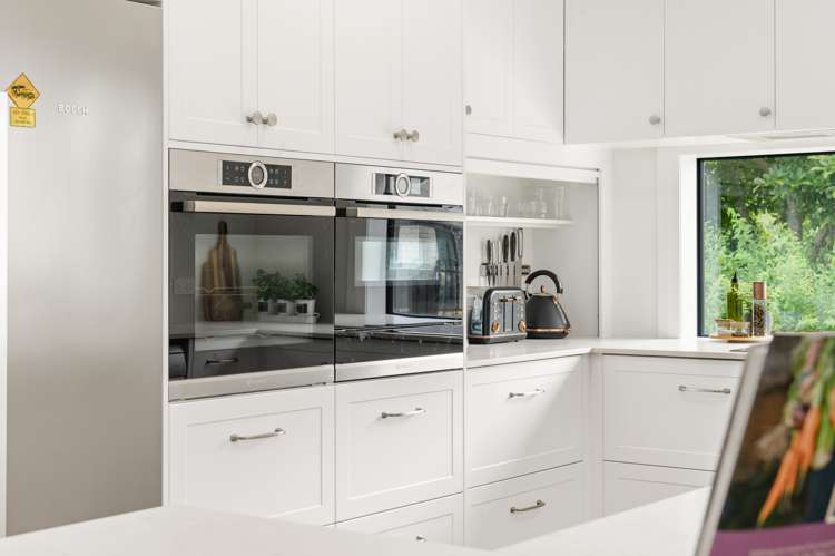 1044 River Road Queenwood_11