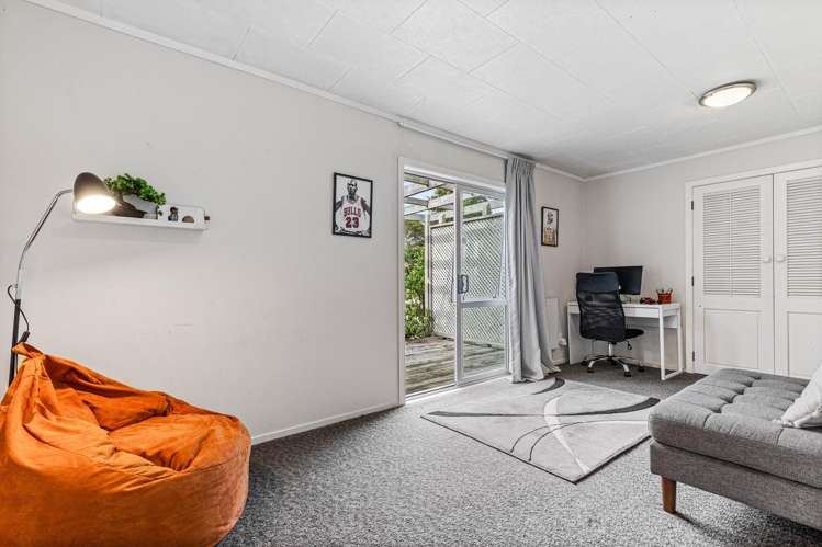 18 Dawnhaven Drive Te Atatu Peninsula_11
