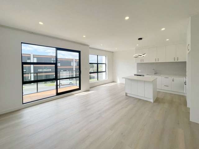 Great Location Modern Sandringham home