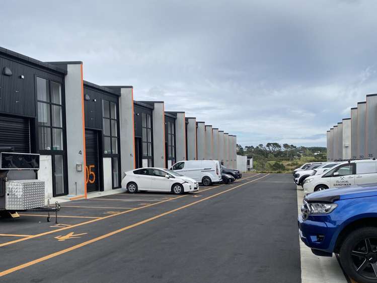 Unit 5, 90a Hobsonville Road Hobsonville_1