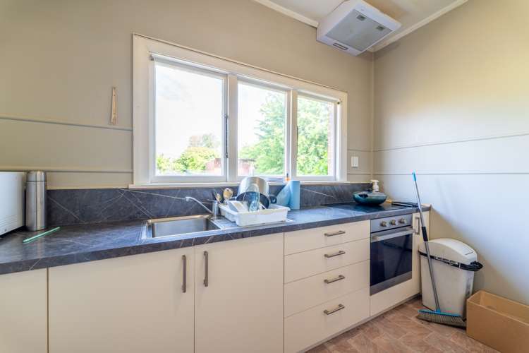 6 Kiwi Drive Highfield_1