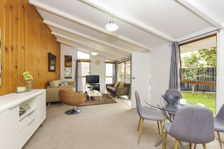 3/62 Rawhiti Road One Tree Hill_10