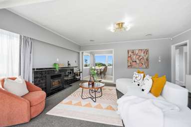 4 Meadow Crescent_3