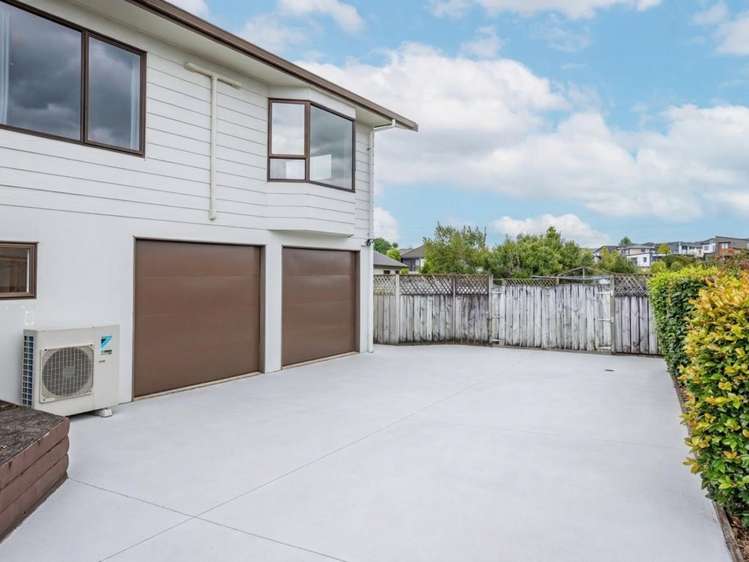 57 Lansdowne Crescent Glenview_3