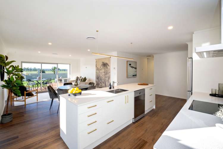 76 Pelorus Avenue Poraiti_7